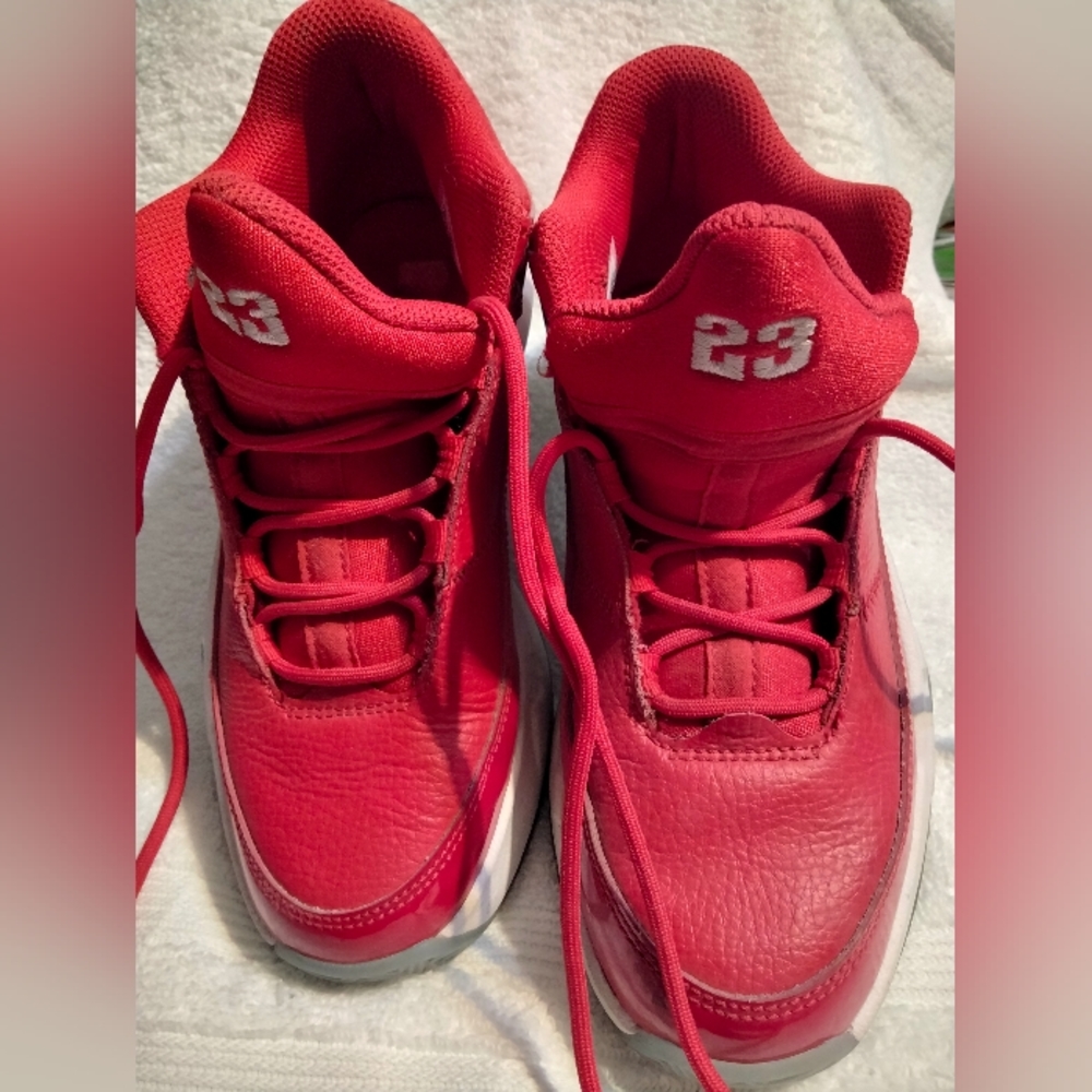 Jordan shoes size 4Y